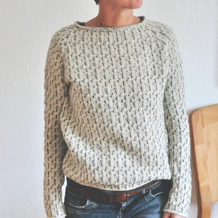 Victoria - Elegant Boat Neck Sweater