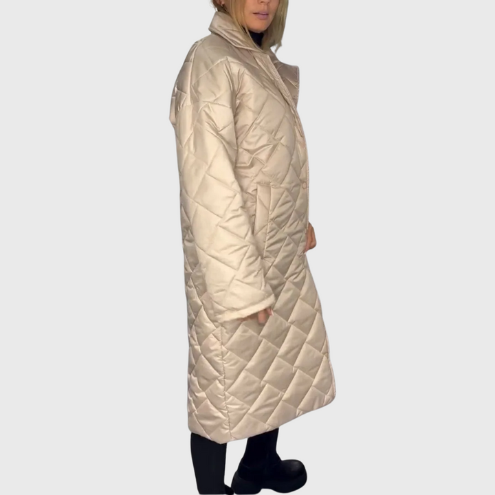 Alissara - Versatile Reversible Coat