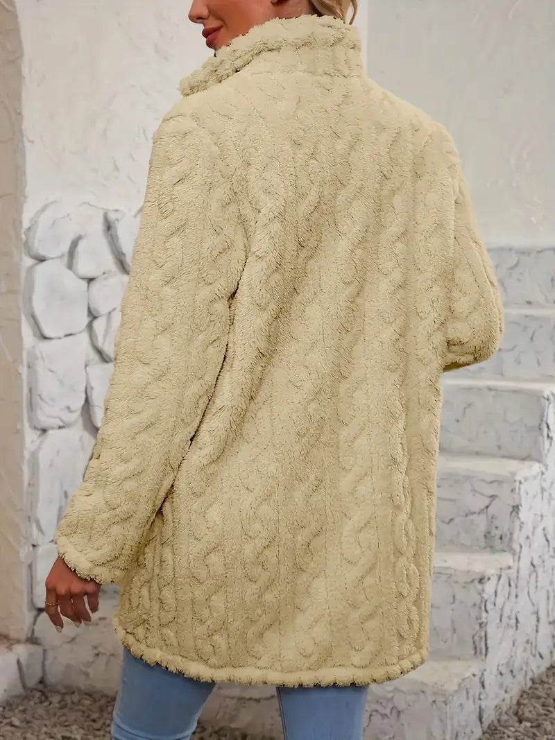 Léa - Cozy Faux Fur Coat